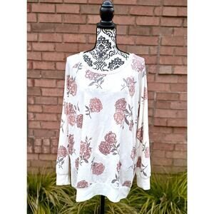 NWT Torrid Cream & Floral Pattern Cozy Soft Top Size 2X 18-20